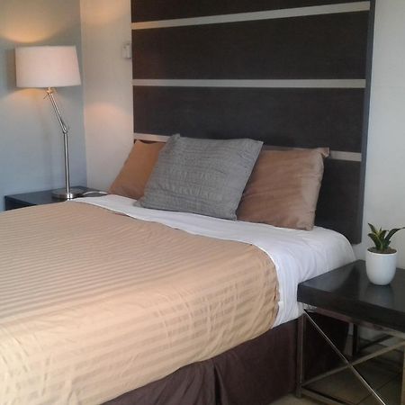 Reno 8 Motel Bagian luar foto