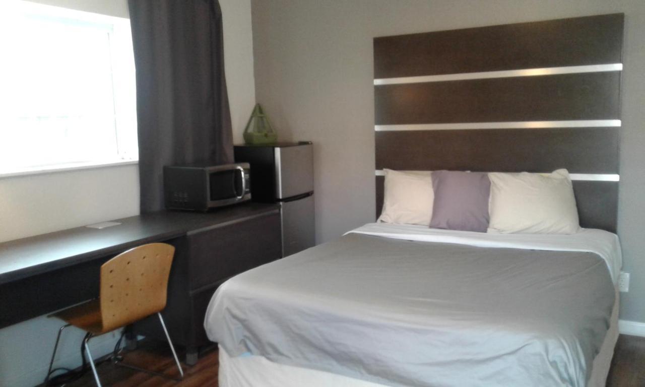 Reno 8 Motel Bagian luar foto