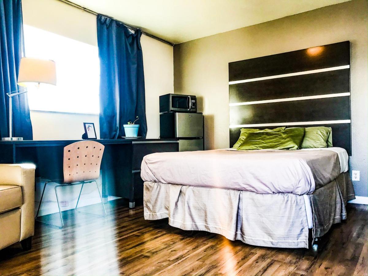 Reno 8 Motel Bagian luar foto